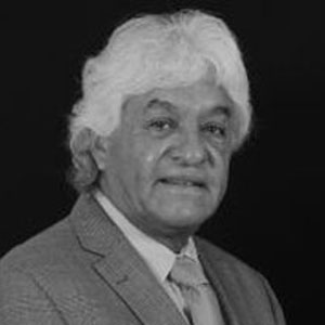 Dr. Víctor Olalde Portugal